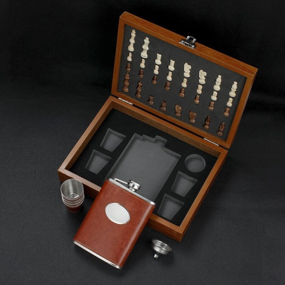 Hip Flask Set with Wooden Chess