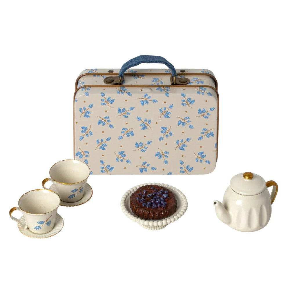 Afternoon treat, Mouse - Blue Madelaine