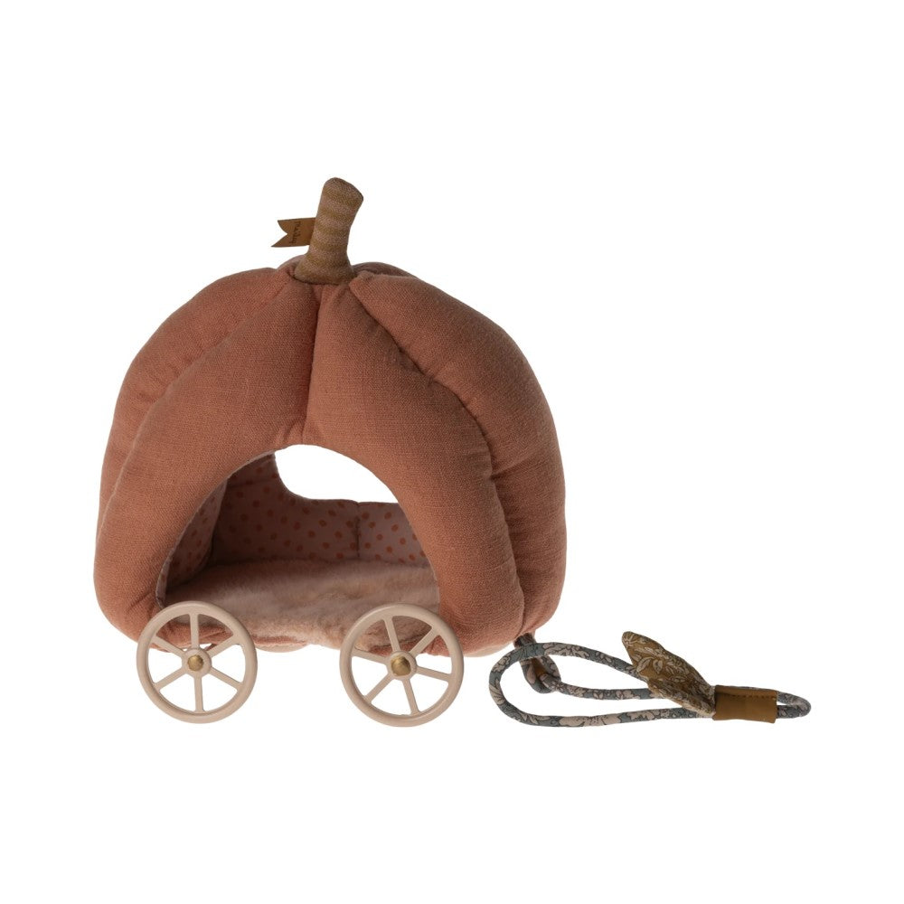 Pumpkin carriage, Mouse