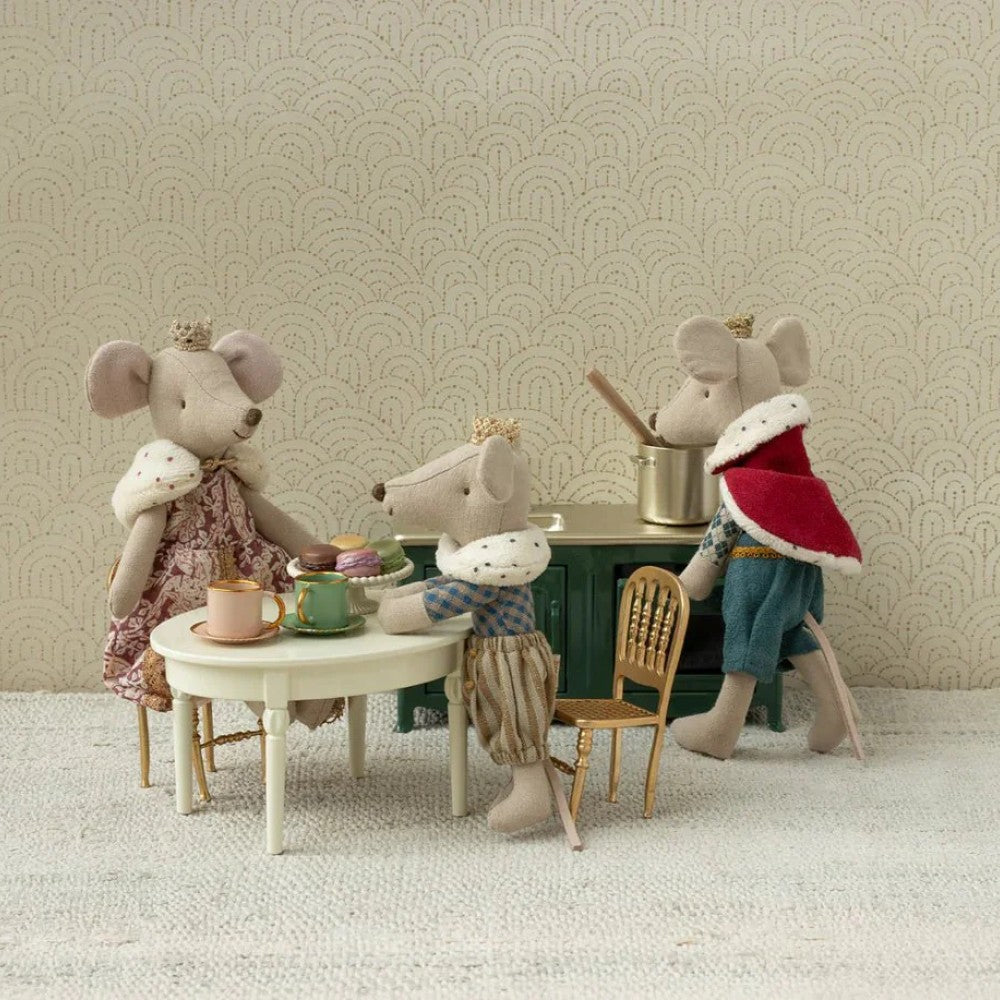Prince mouse, Big brother - Ocher