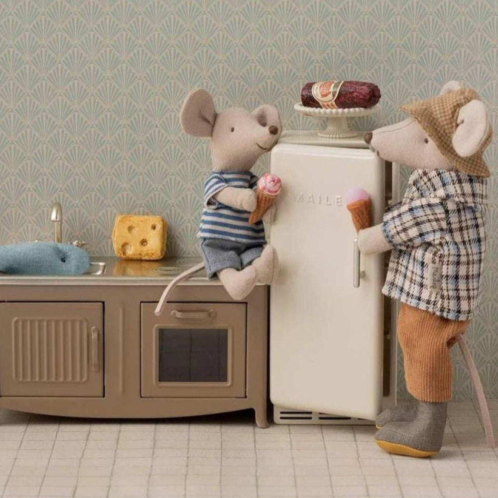 Granddad mouse
