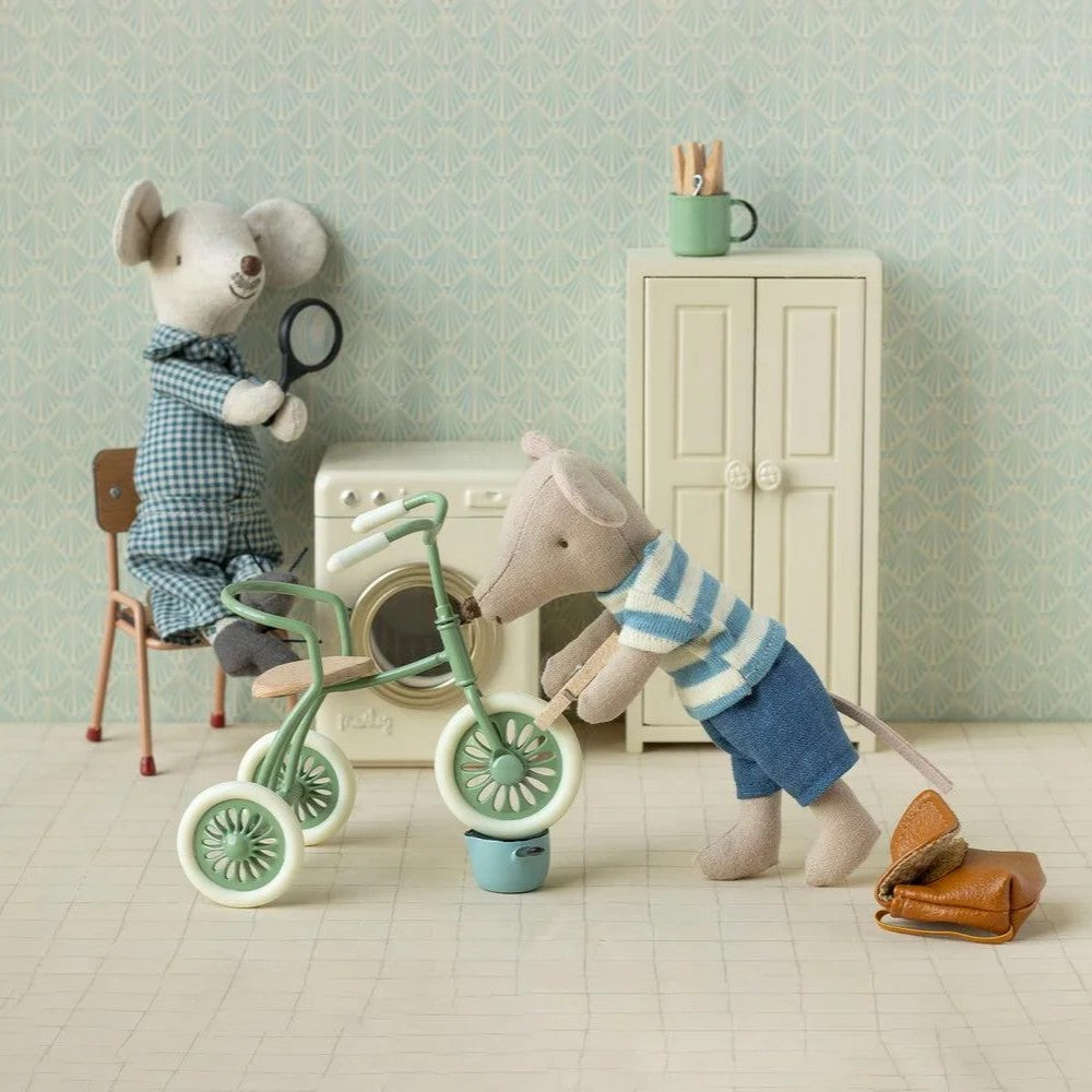 Tricycle mouse, Big brother - Brown