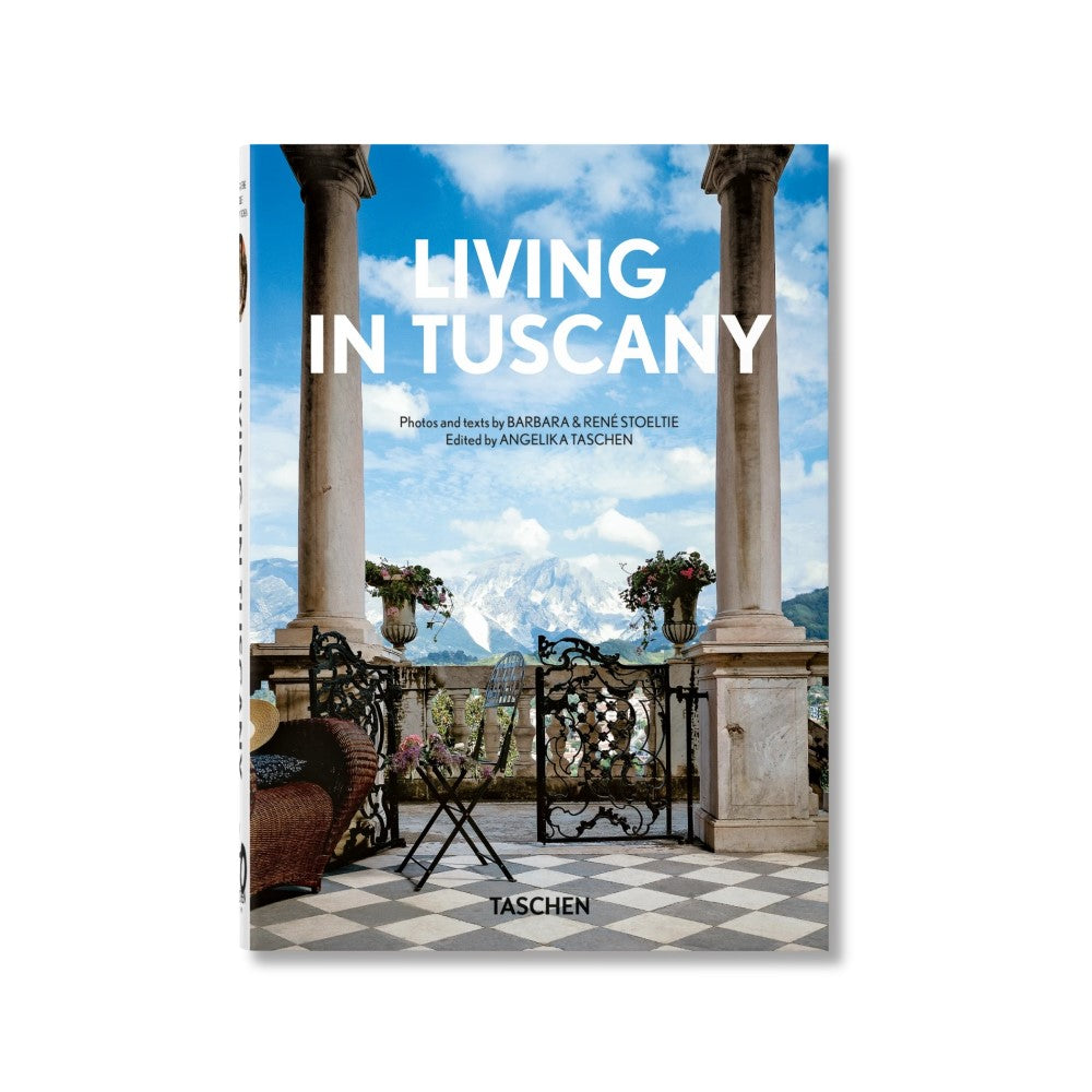 Living in Tuscany. 40th Ed.