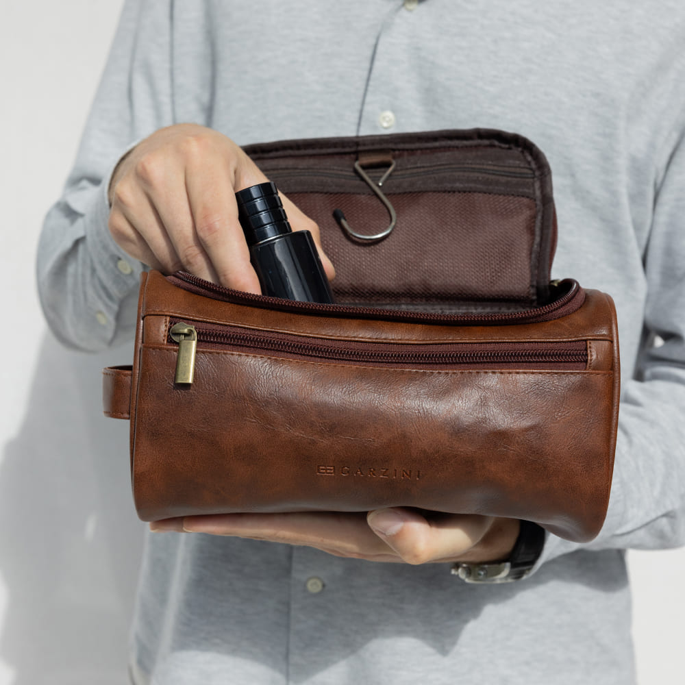Toiletry Bag - Brown Leather