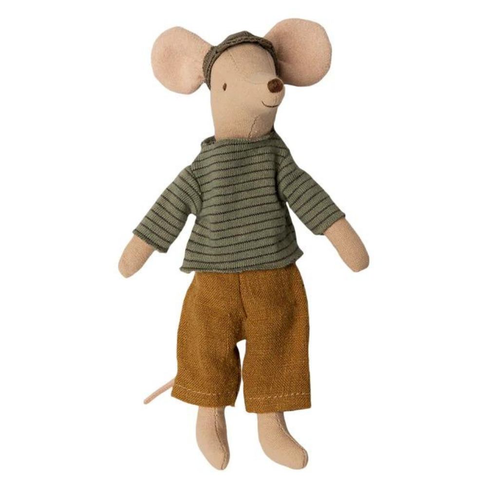 Clothes for Dad Mouse